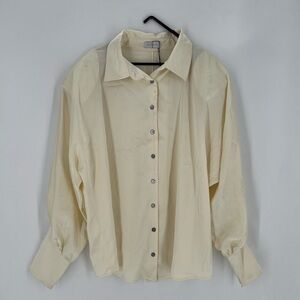 Roari Marna Satin Button Front Structured Shirt Blouse In Bone